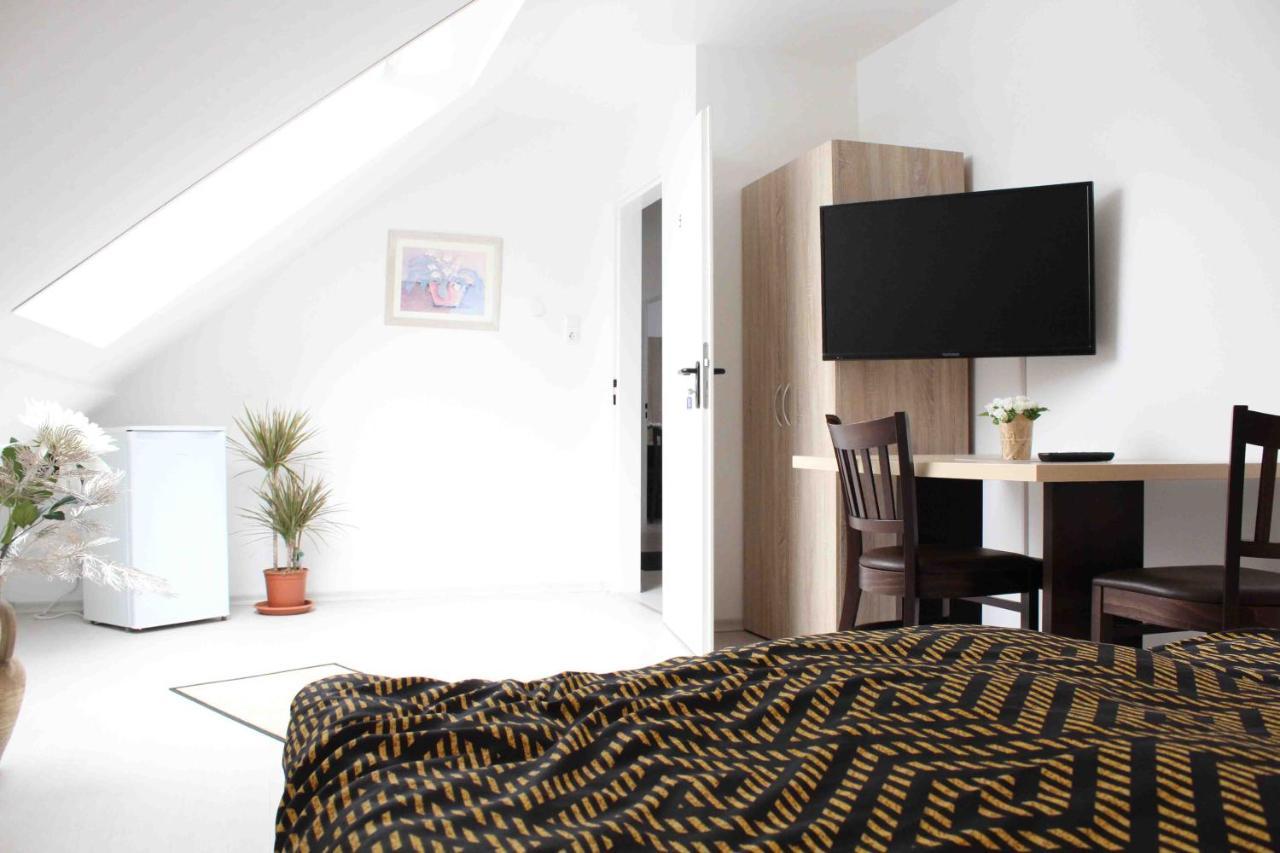 Marstall Apartmenthaus 3* Kassel-Goettingen